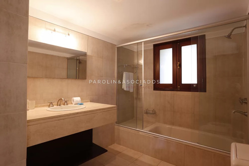 Casa En Venta Dentro Del Complejo Solanas.