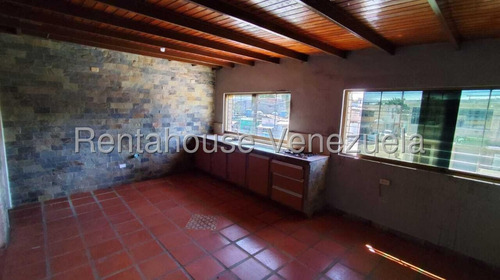 Luis Quiroz Vende Local Comercial Urb El Remanso San Diego Carabobo Ubicado En Esquina, Pueden Funcionar Varios Negocios Independientes. Lq 25-13338