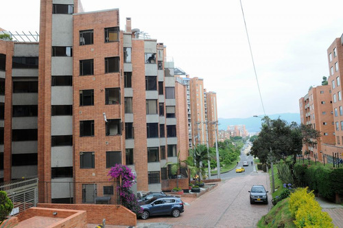 Apartamento En Venta En Bogotá. Cod V1051095