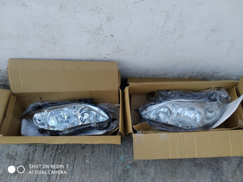 Faros Toyota Corolla 2009 2010 2011 2012 2013 2014 Tyc 