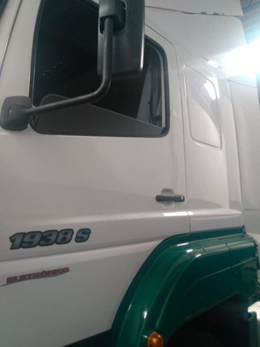 Caminhão Mb 1938s 4x2 Ano 2006