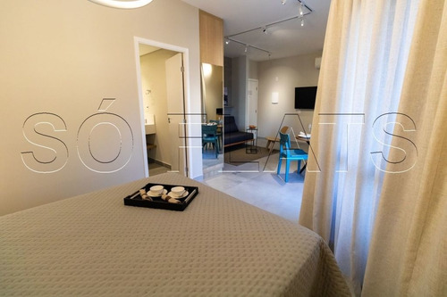 Imagem 7 de 15 de Flat No Itaim, Entre A Av. Cidade Jardim E Faria Lima - Sf34266