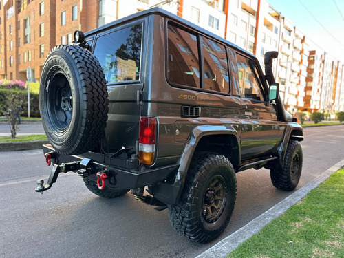 Toyota Land Cruiser 4.5 Fzj75 Macho