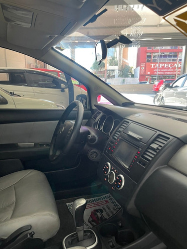 Nissan Tiida 1.8 SL 16V FLEX 4P AUTOMÁTICO