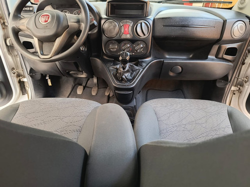 Fiat Doblo 1.8 16v Essence 7l Flex 5p 5 marchas