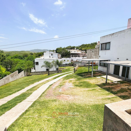 Duplex En Venta/alquiler En Villa Allende - 2 Dormitorios - Cochera, Asador Y Pileta - Seguridad