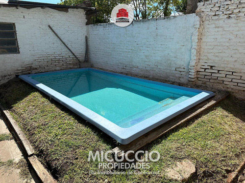Casa En Venta, Mateo Gelves 675, Escobar, A Metros Del Centro
