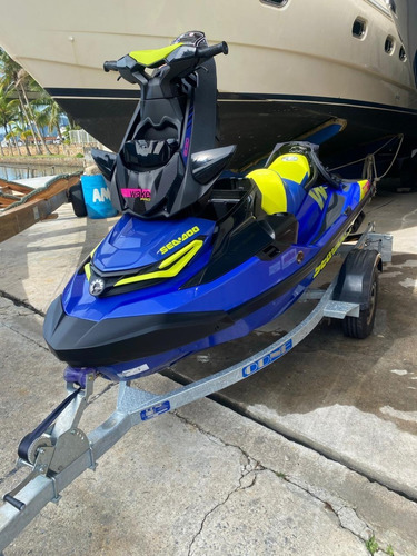 Jet Ski Seadoo Wake Pro 230