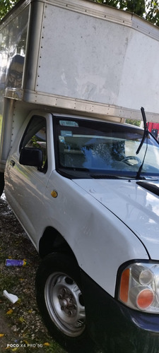 Nissan NP300 2.5 Diesel Chasis 4x2 Mt
