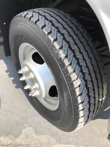 Imagen 6 de 15 de Ford E-450 Súper Duty Microbús