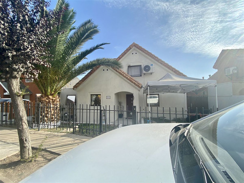 Bajó Su Valor! Casa En Venta De 3 Dorm. En La Florida