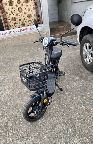 Moto Scooter Eléctrica 400w Motoneta Motor Bosch Hasta 150kg