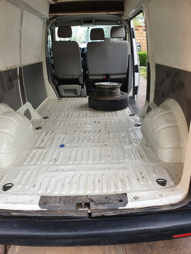 Imagen 12 de 15 de Volkswagen Transporter 2015 2.0 Cargo Mt