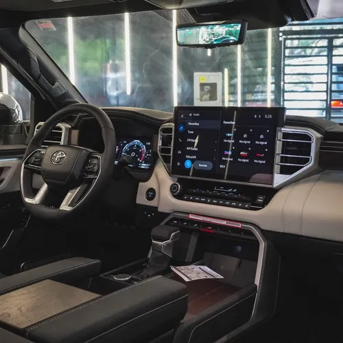 Toyota Sequoia 3.5 CAPSTONE