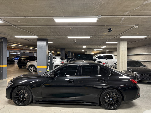 BMW Serie 3 3.0 330i Sedan Sport Line 252cv