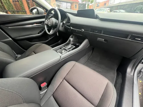 Mazda 3 2.0 Touring At
