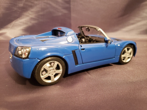 Opel Speedster Escala 1/18 Welly (Usado)