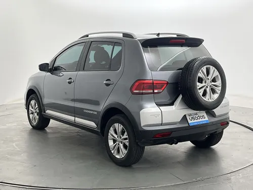 Volkswagen Cross Up BASICO 1.6 AUT 5P
