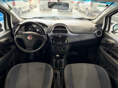 Fiat Punto 1.4 Attractive C/radio Integrada