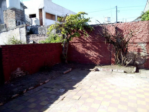 Imagen 10 de 11 de Casa En Venta C/ Cochera En Lomas De Zamora