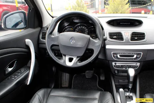 Renault Fluence 2.0 Privilege
