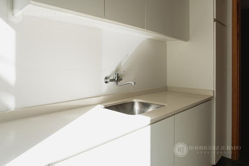 Imagen 17 de 30 de Casa De 208m2 Construidos Con Diseño Y Categoría - Barrio Guido - Bajas Expensas
