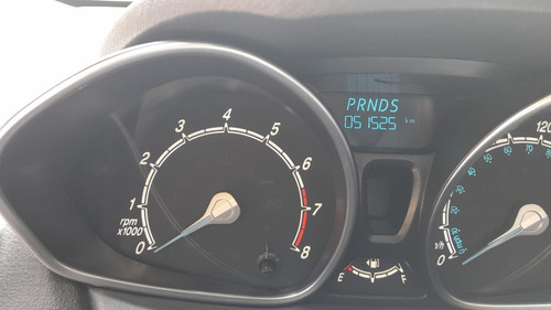 Imagen 13 de 17 de Ford Fiesta 1.6 Titanium 5p