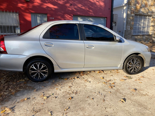 Toyota Etios Platinium