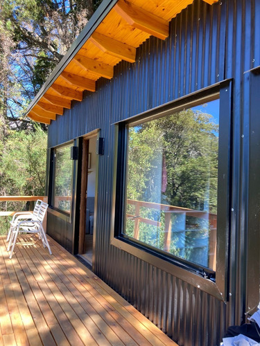 Imagen 4 de 26 de Tu Paraíso En Bariloche!! Cabaña Con Increíbles Vistas En La Costa De Lago Moreno!!! Veni!!disfruta!! Relaja!!excelente Promo En Junio!!! 50% Off!!! Reserva Ahora!!!