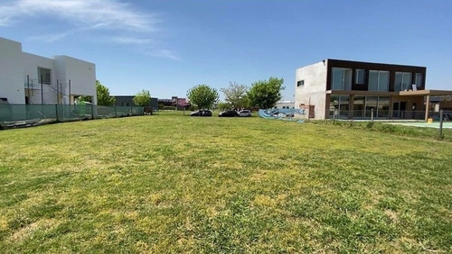 Imagen 2 de 9 de Lote En Venta En El Cantón, Escobar, G.b.a. Zona Norte