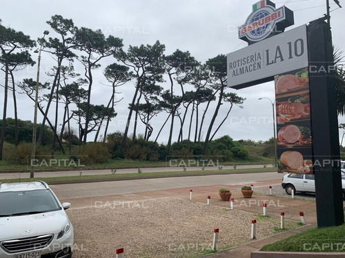 Local En Venta Playa Mansa Parada 10 Habilitación Para Restaurante- Ref: 27876