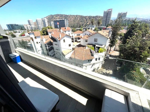 Departamento En Arriendo De 2 Dorm. En Las Condes