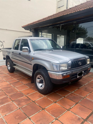 Toyota Hilux 3.0 D/cab 4x2 D Srv Expoeste
