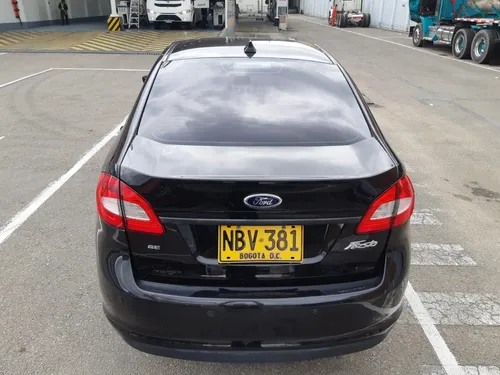 Ford Fiesta Se 1.6cc At Aa 4x2