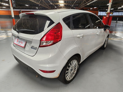 Ford Fiesta 1.6 TITANIUM HATCH 16V FLEX 4P POWERSHIFT