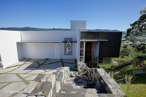Imagem 1 de 30 de Casa Alto Padrão Para Venda Em Centro Garopaba-sc - Kv601
