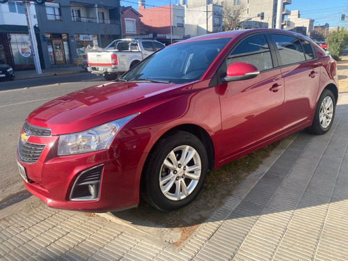 Chevrolet Cruze 1.8 5P LT