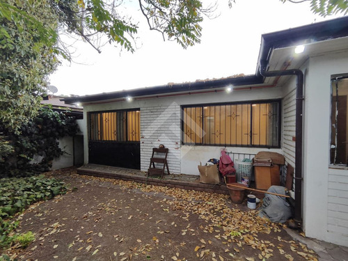 Casa En Venta De 3 Dorm. En Ñuñoa Vecina A Parque Juan Xxiii
