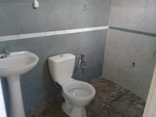 Casa Mas 6 Apartamentos Ya Alquilados Todos Con Contrato