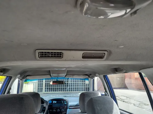Es Una Camioneta 7 Puestos Con Un Motor V6
