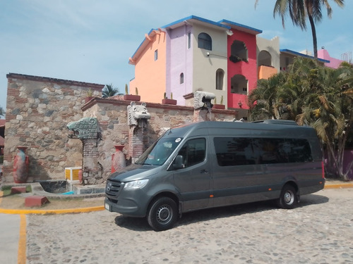 Renta Camionetas De Turismo Con Chofer En Guadalajara