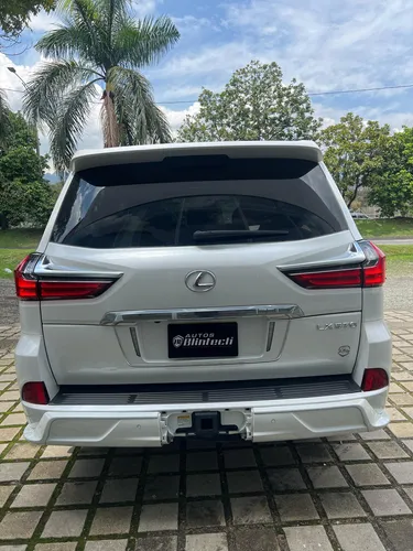 Lexus LX 5.7 570