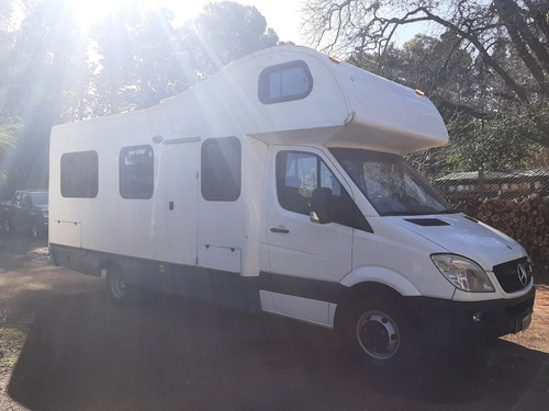 Imagen 2 de 11 de Motorhome Mercedes Benz 515
