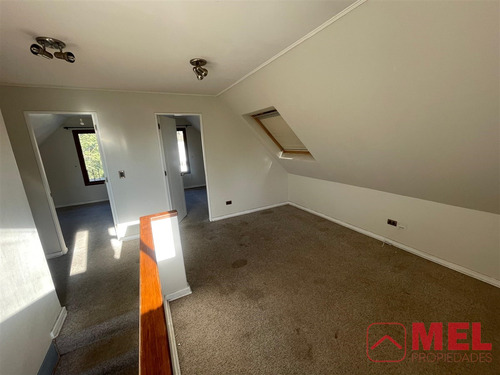 Casa En Venta De 4 Dorm. En Colina