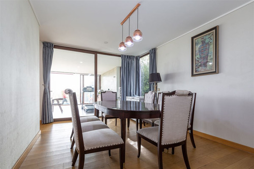 Casa En Condominio, San Carlos De Apoquindo.