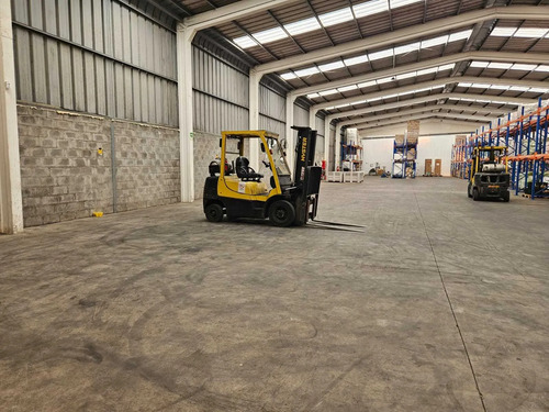 Venta Amplia Bodega (75316)