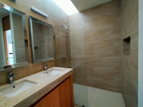 Imagen 27 de 30 de Renta De Town House Nuevo, Completamente Equipado, Listo Par