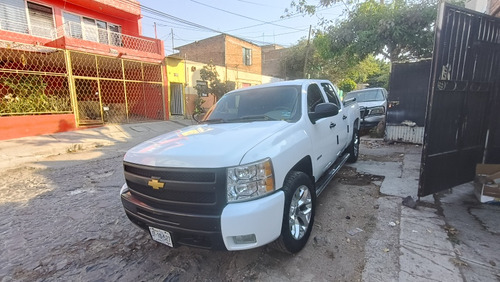 Chevrolet Silverado Crew Cab 4x2 Automática 8 Cil