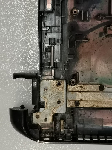Hp 15 R132wm Carcasa Base Usada (Usado)