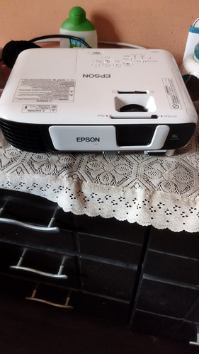 Proyector Epson Powerlite S41+ 3300 Lumen Svga Hdmi Usb